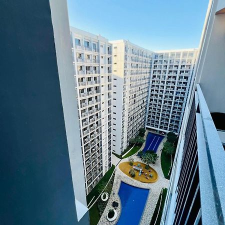 Shore 2 Residences Tower 2 Пасай Екстер'єр фото