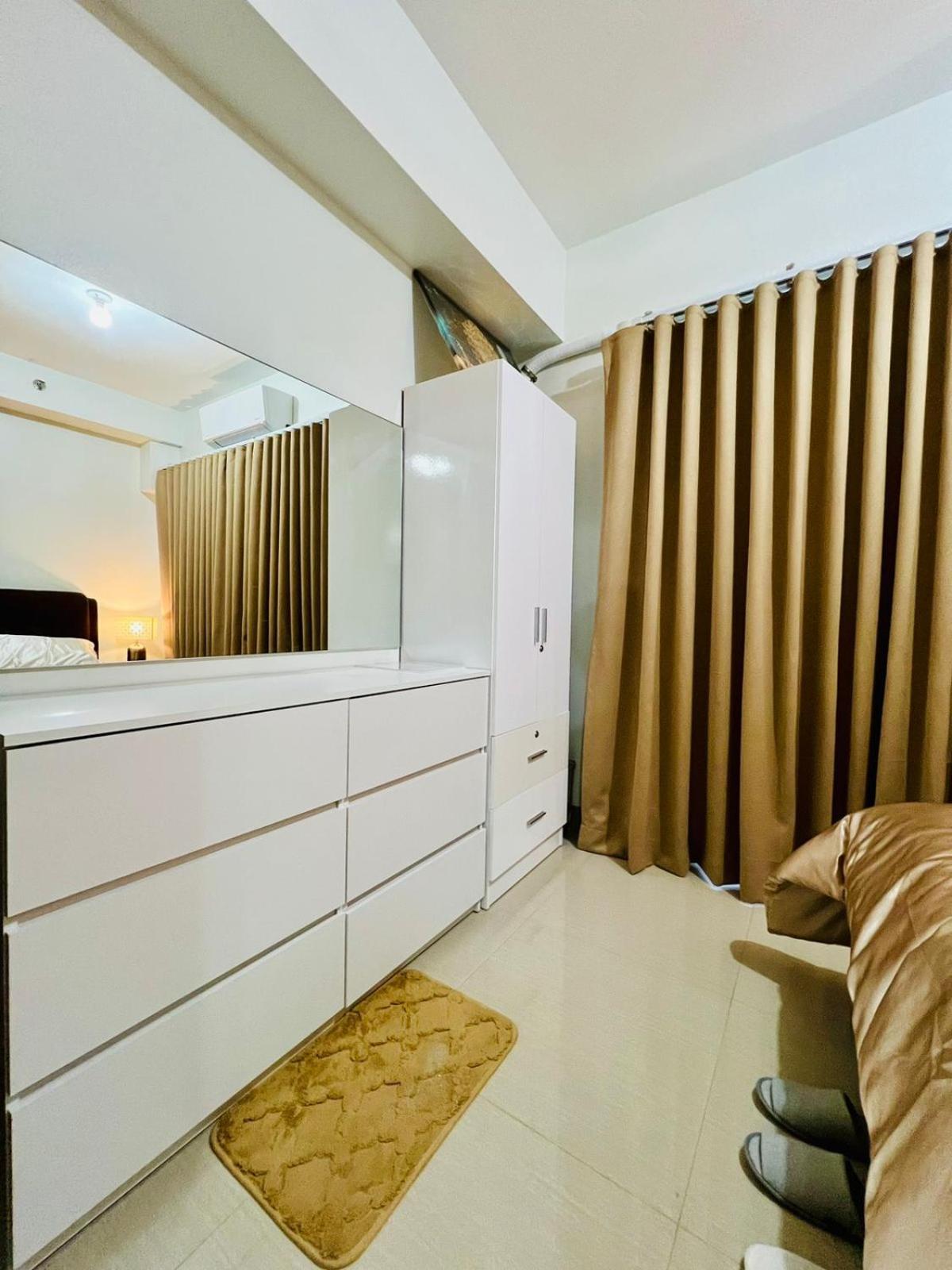 Shore 2 Residences Tower 2 Пасай Екстер'єр фото